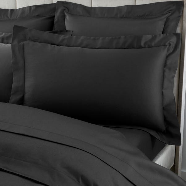 Hotel 230 Thread Count Cotton Sateen Oxford Pillowcase image 1 of 3