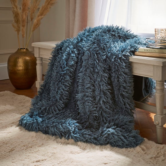 Dunelm discount fur blanket