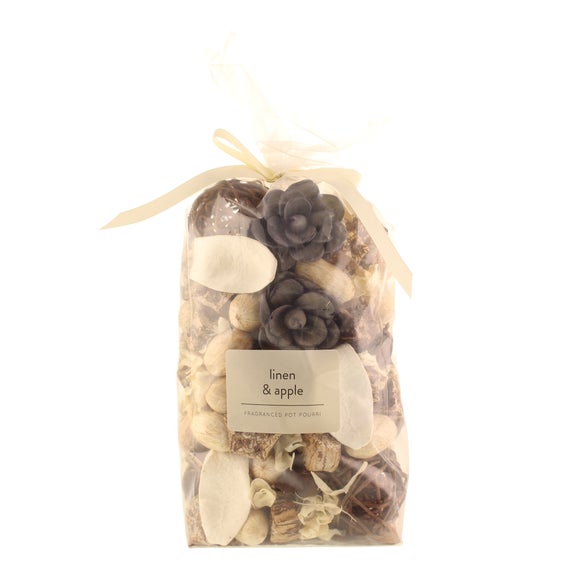 Linen and Apple Pot Pourri