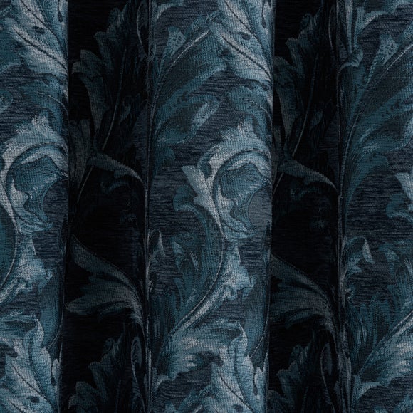 Carousel navigation image position 3 of 7