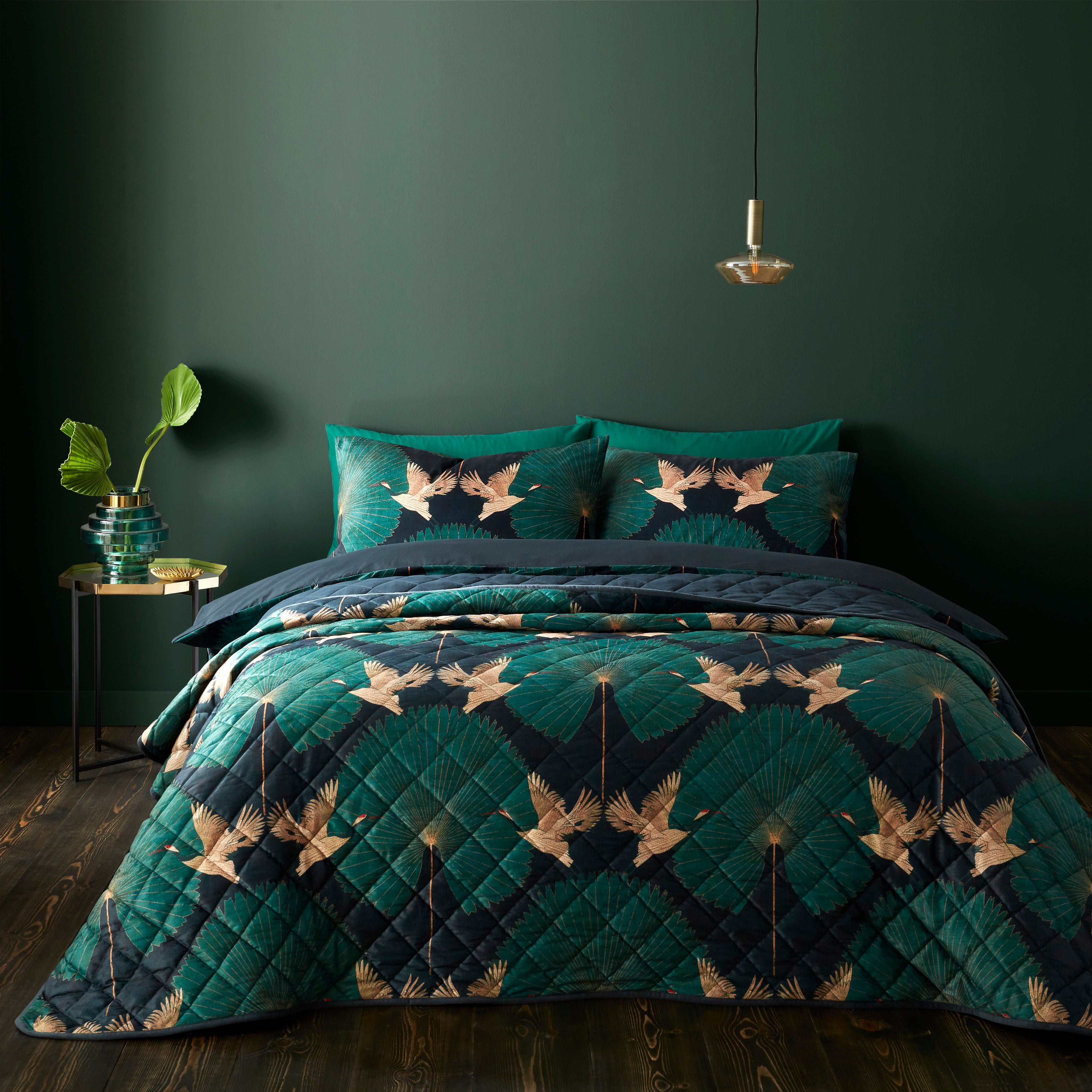 Luxe Cranes Emerald Bedspread Greennavy Bluebrown