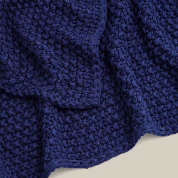 Chunky Knit White Throw Dunelm