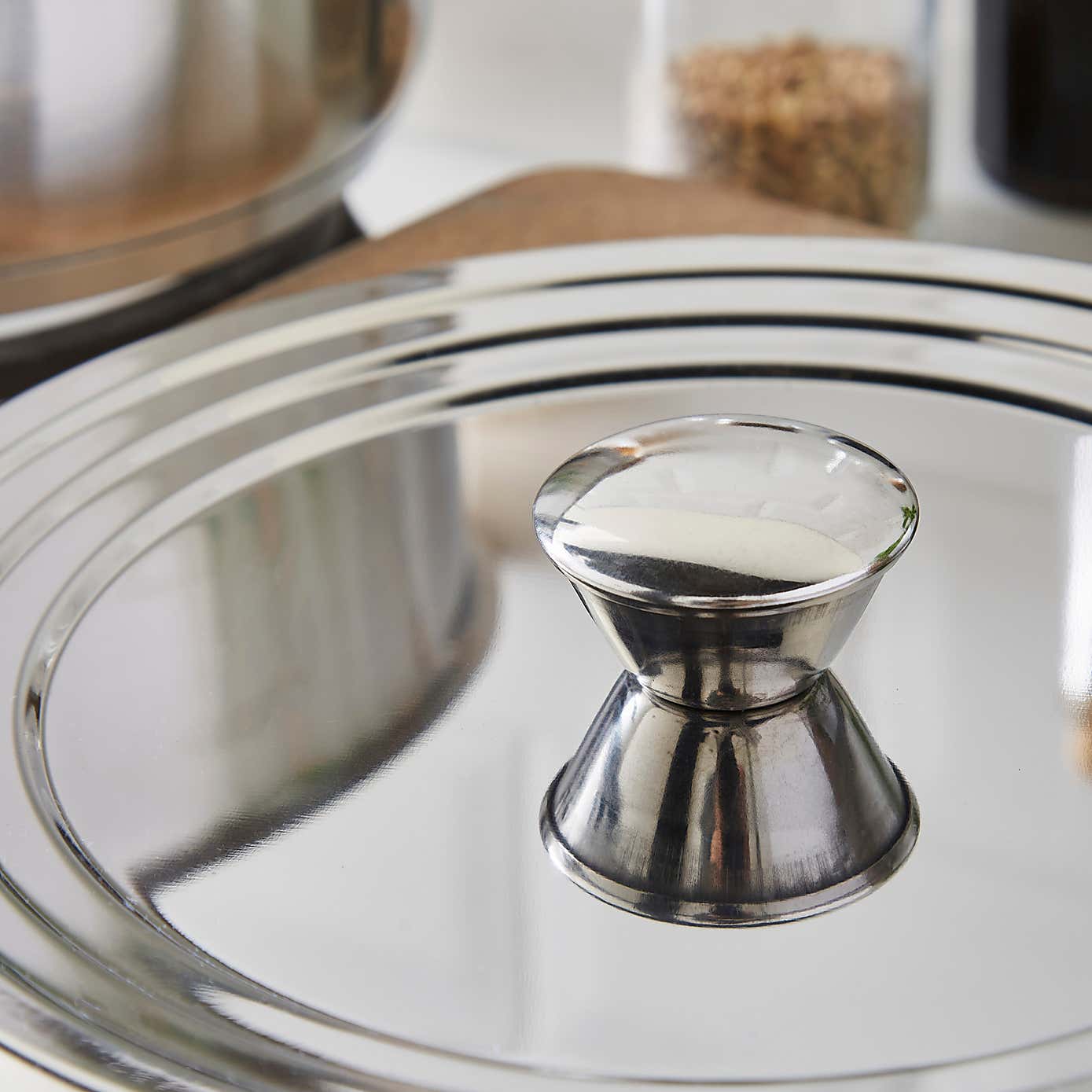 Carousel zoom image position 2 of 4