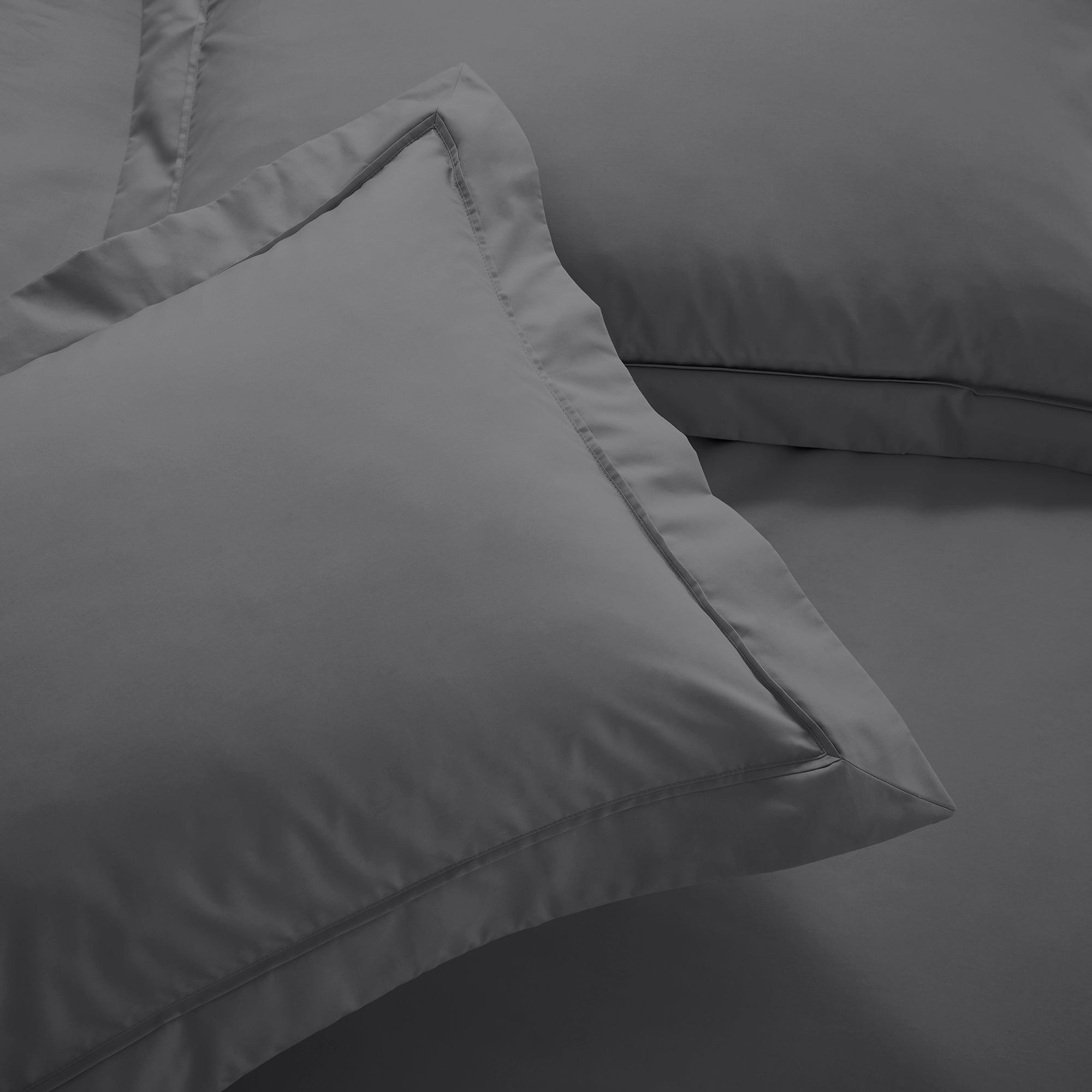 Dorma Egyptian Cotton 400 Thread Count Percale Oxford Pillowcase Dark Grey