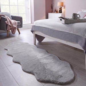 Supersoft Double Pelt Faux Fur Washable Rug