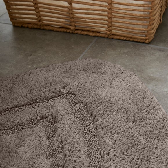 Luxurious Cotton Oval Bath Mat Dunelm