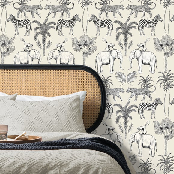 Safari Walk Wallpaper
