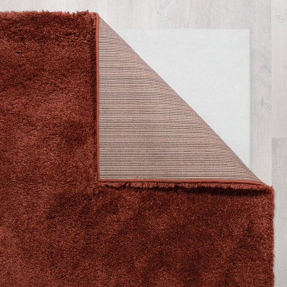 Cosy Teddy Rug Dunelm