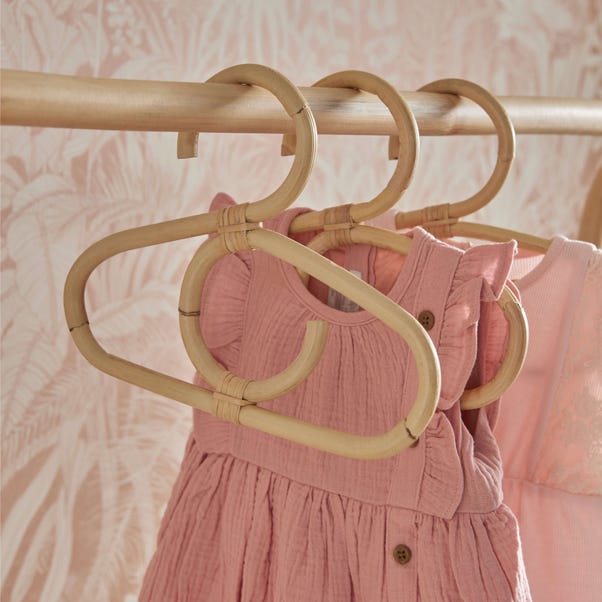 CuddleCo Aria Set of 9 Nursery Clothes Hangers image 1 of 3