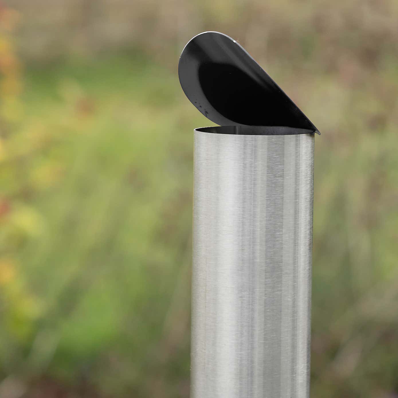 Carousel zoom image position 4 of 6