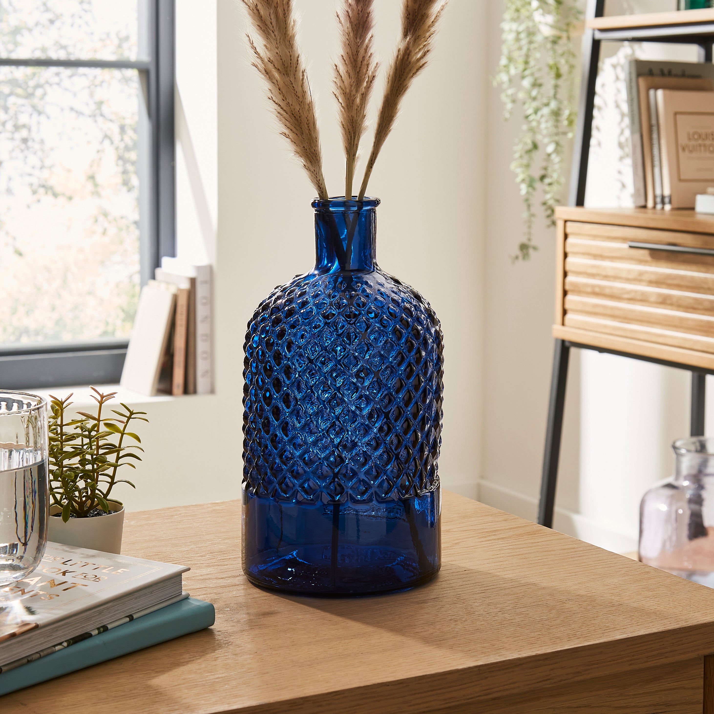 Retro Diamond Bottle Vase 22cm Navy Blue