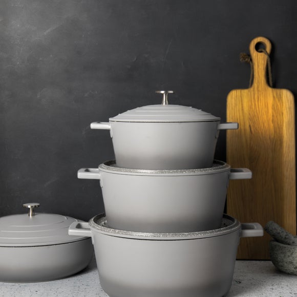 Carousel navigation image position 6 of 8