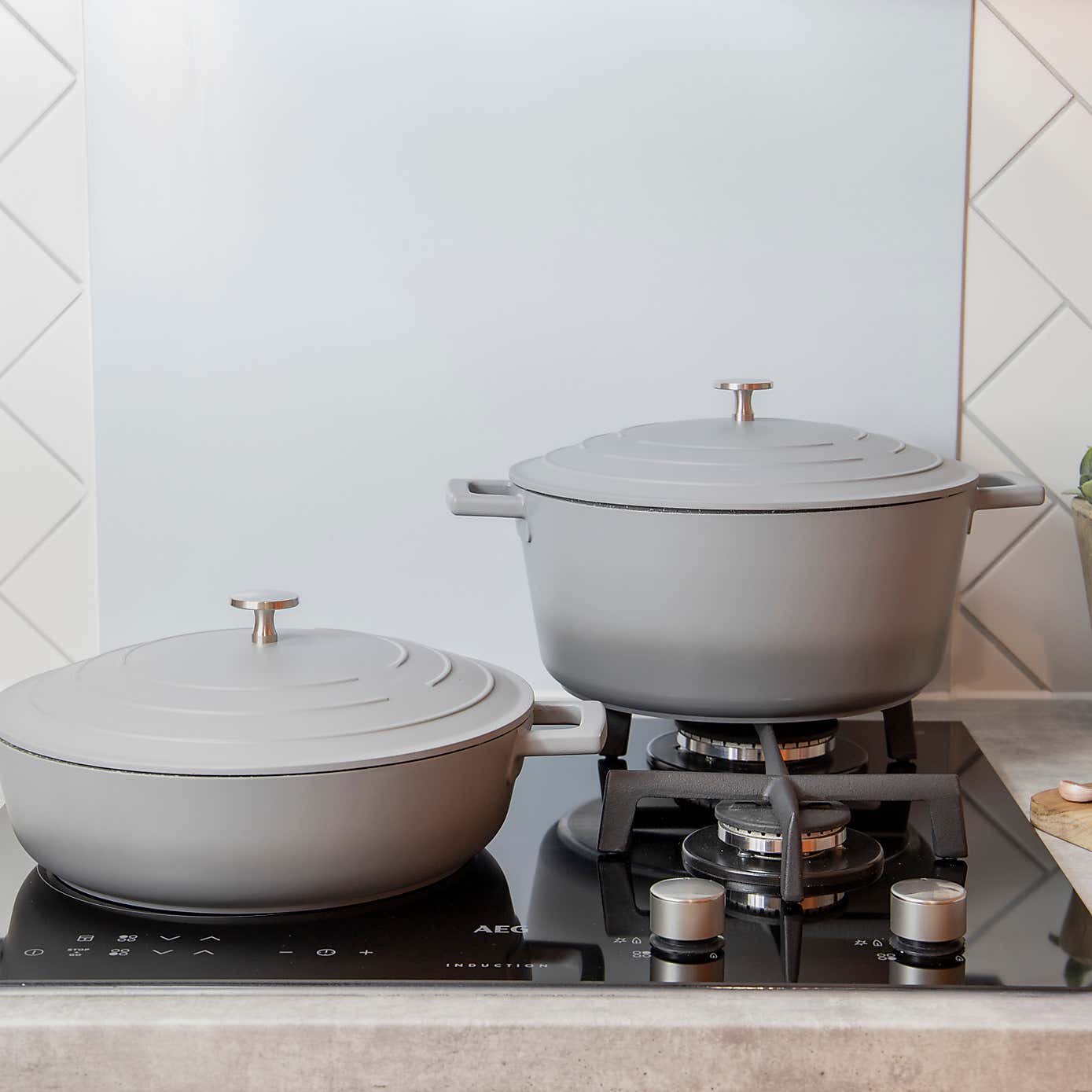 Carousel zoom image position 7 of 10