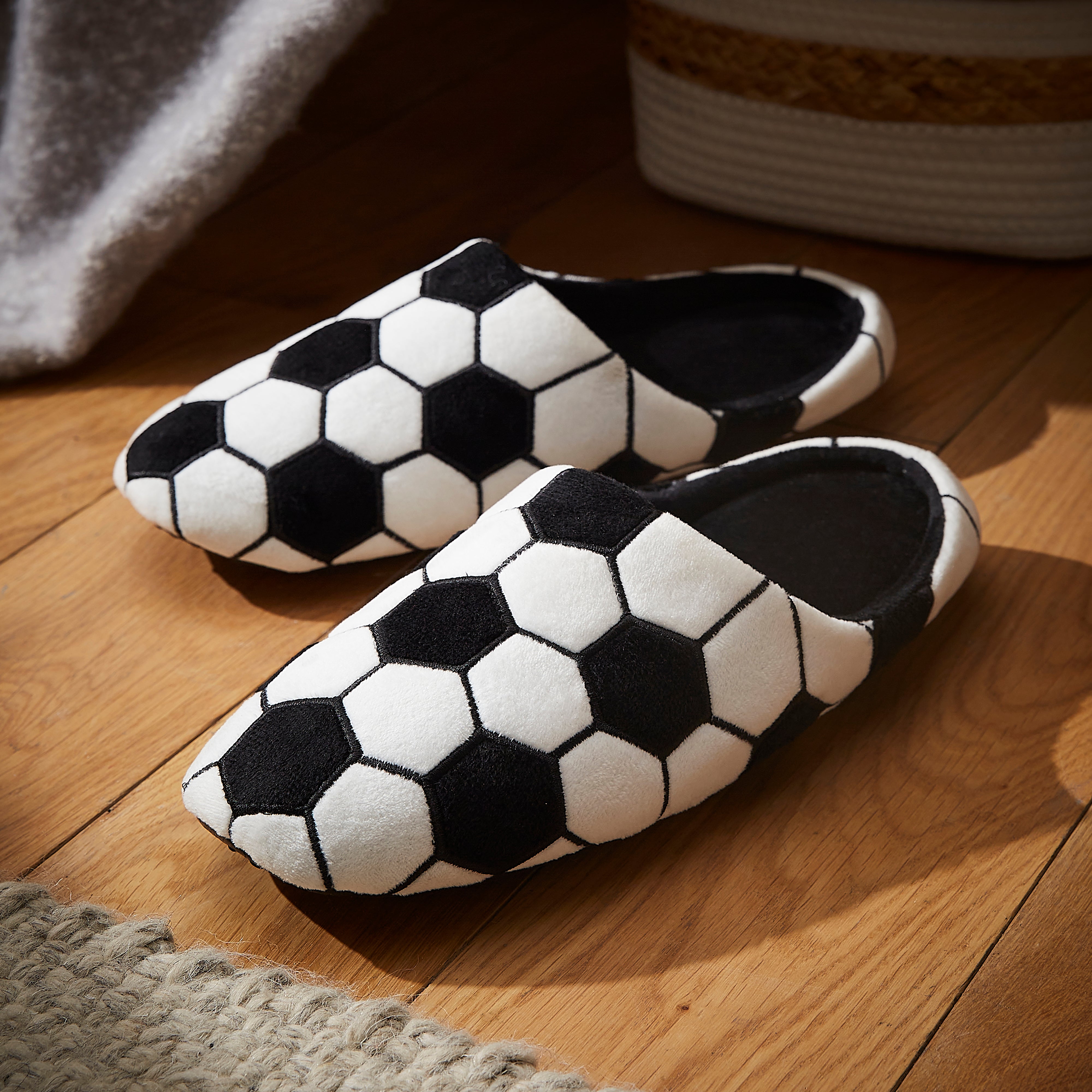 Mens Football Mules