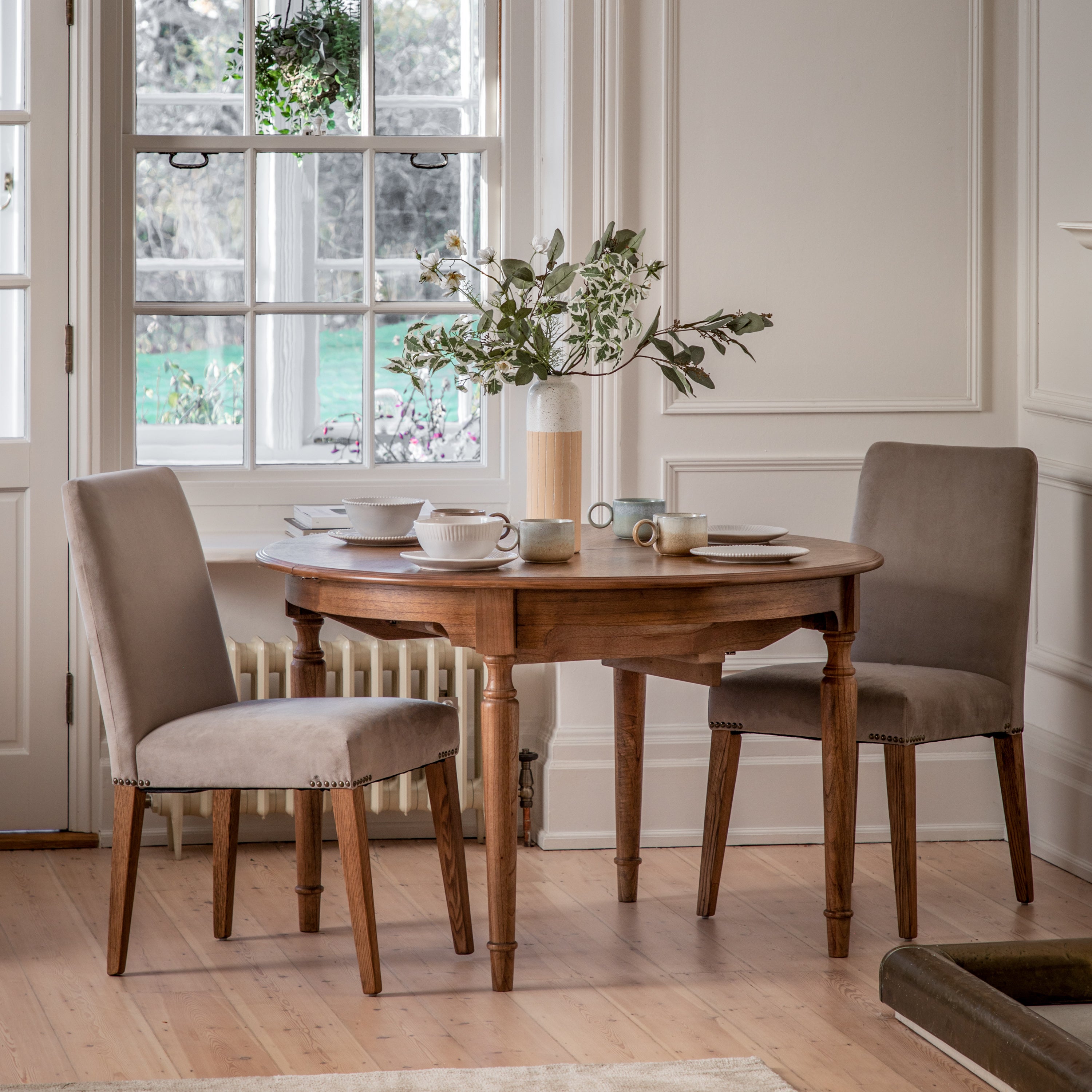 Photos - Dining Table Round Matola 6 Seater  Extendable  Natural 