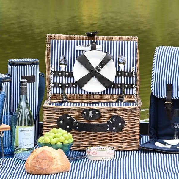 Three Rivers 2 Person Picnic Basket with Picnicware image 1 of 2