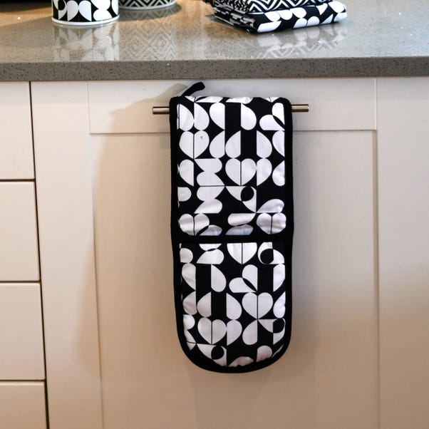 Monochrome Double Oven Gloves image 1 of 2