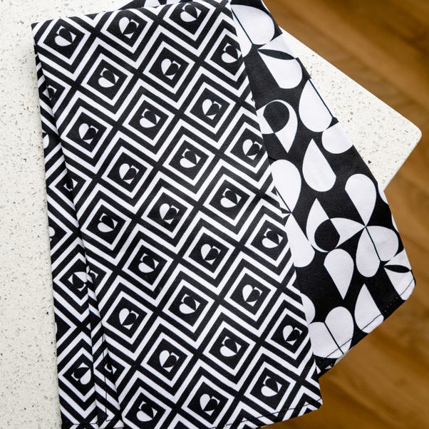 Monochrome Set of 2 Tea Towels image 1 of 2