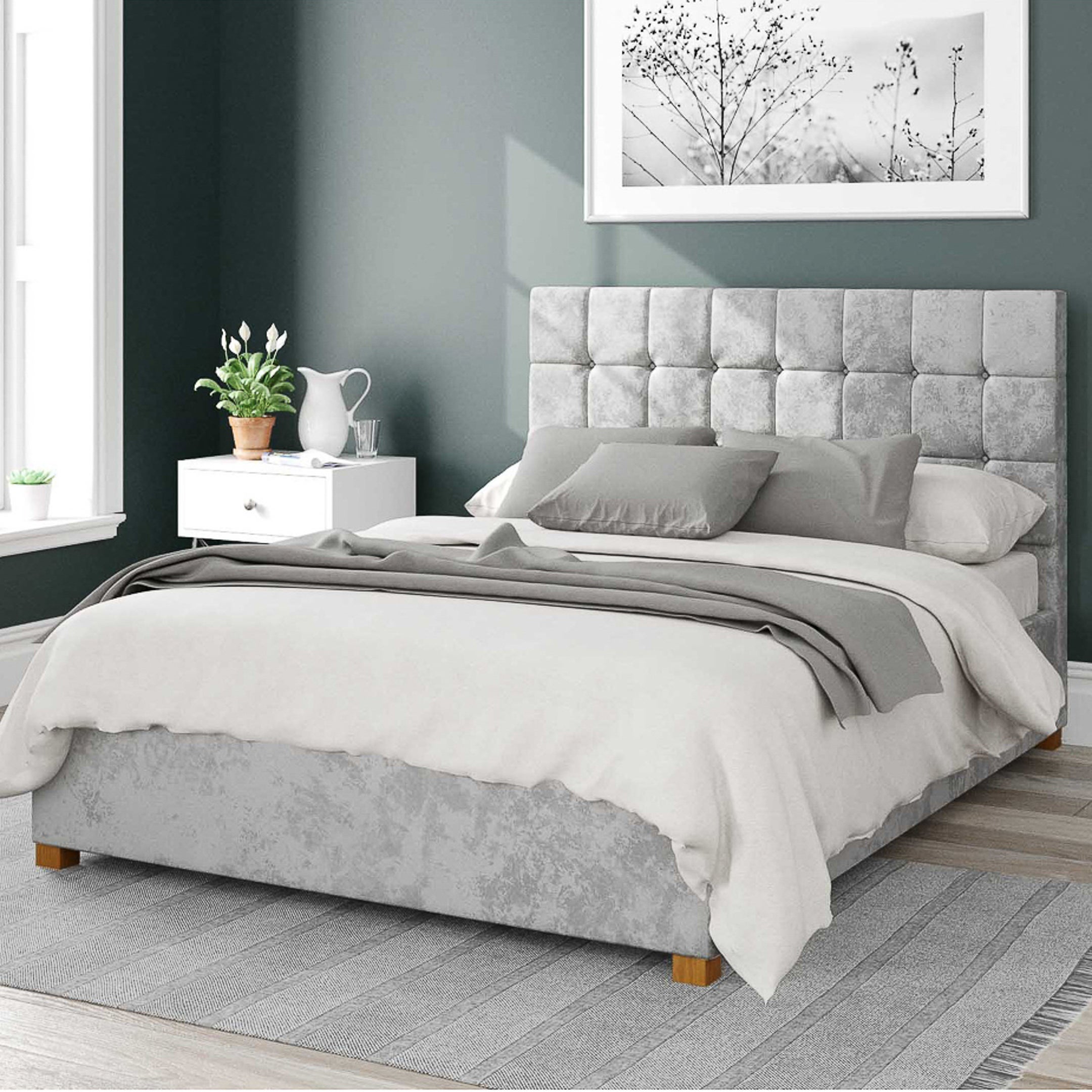 Sinatra Mirazzi Velvet Ottoman Bed Silver