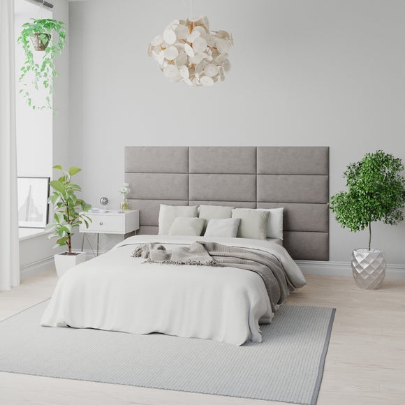 Carousel navigation image position 3 of 5