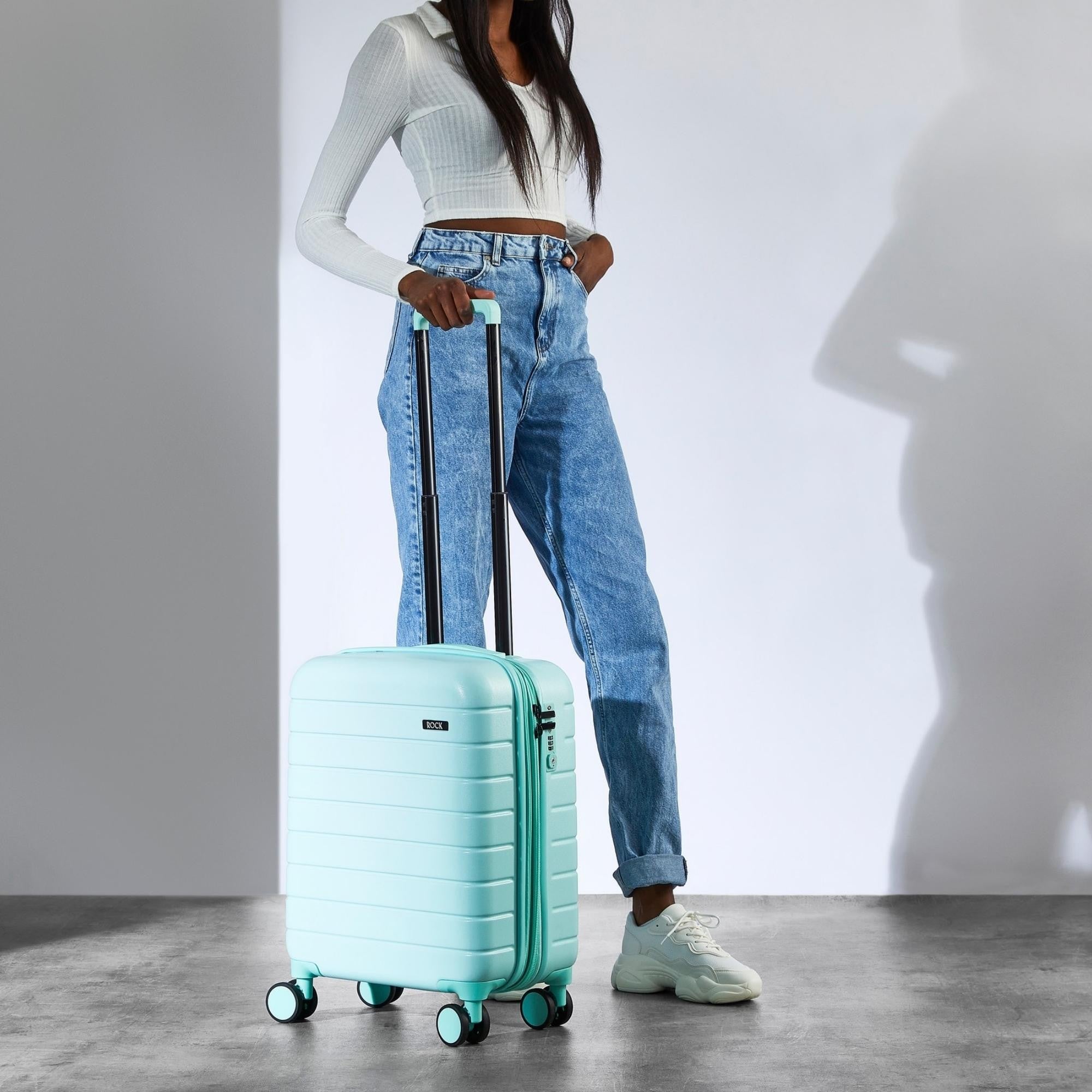 Rock Luggage Novo Suitcase