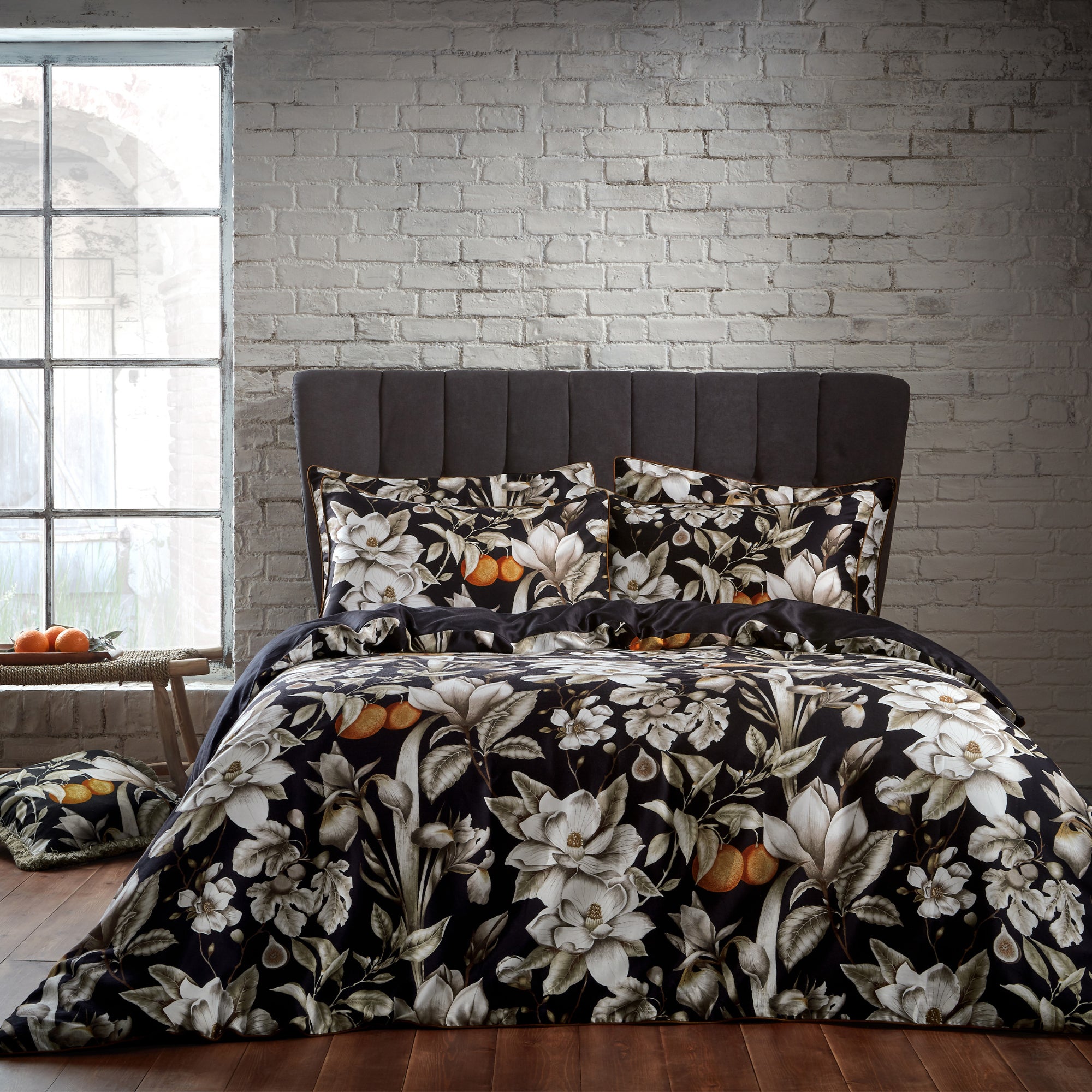 EW by Edinburgh Weavers Lavish Floral Noir 100% Cotton Sateen Duvet Cover & Pillowcase Set Black/Grey