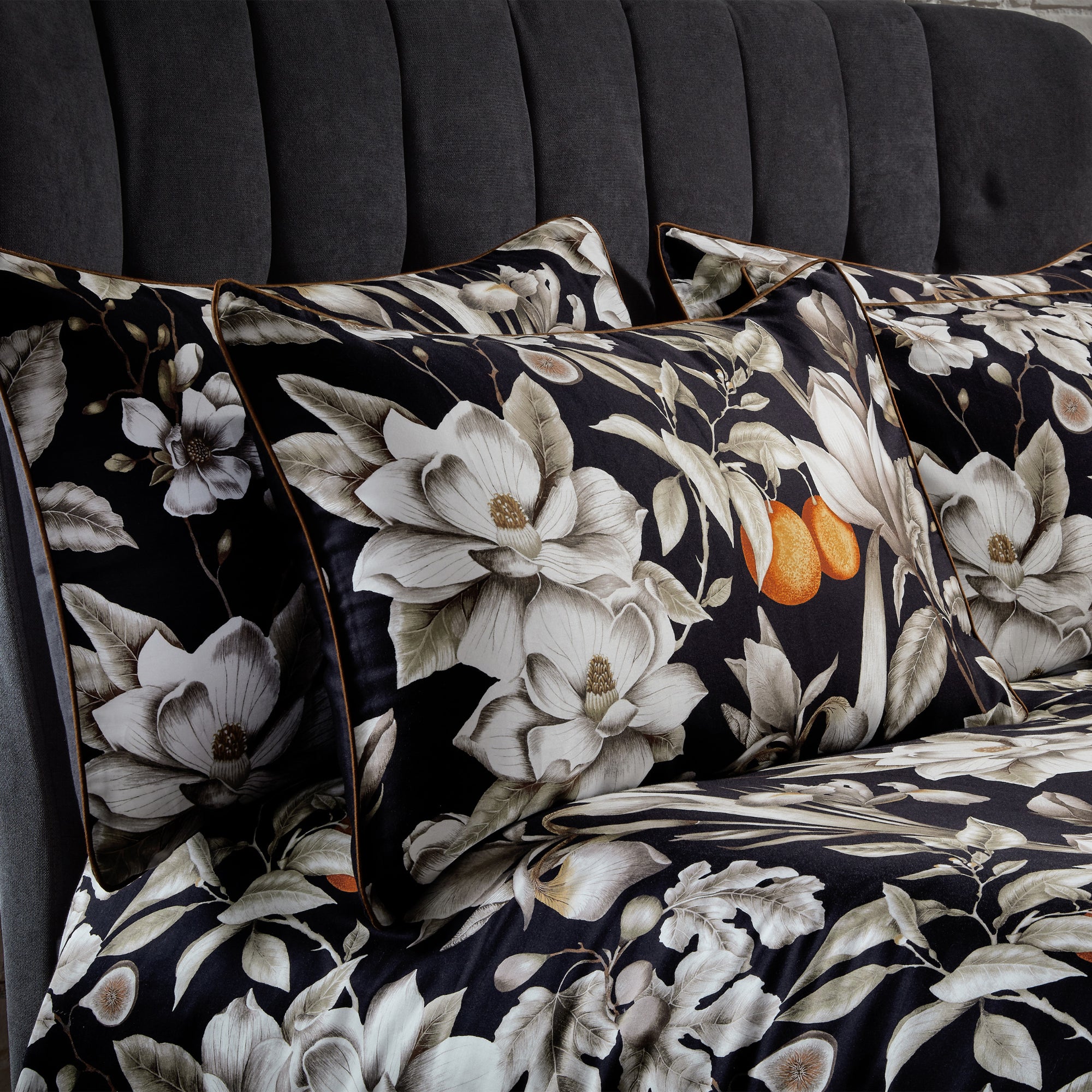 Ew By Edinburgh Weavers Lavish Floral Noir 100 Cotton Sateen Pillowcase Pair Black