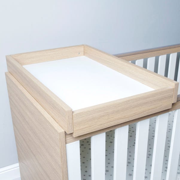 Babymore Luno Veni Cot Top Changer image 1 of 2