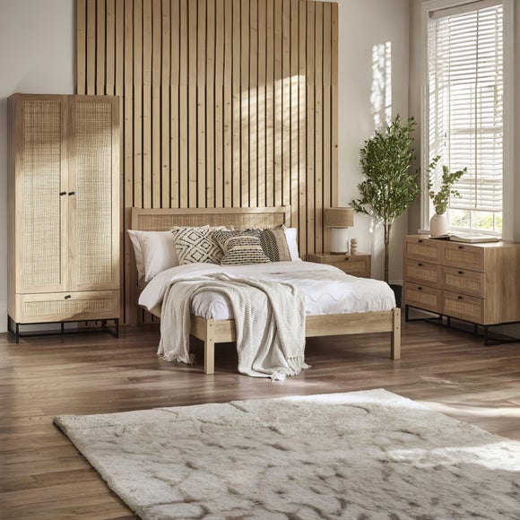 Carousel navigation image position 7 of 9