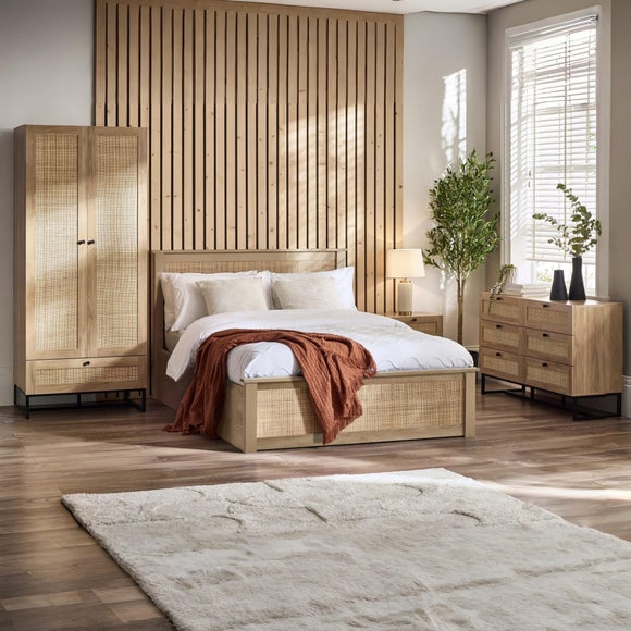 Carousel navigation image position 8 of 9