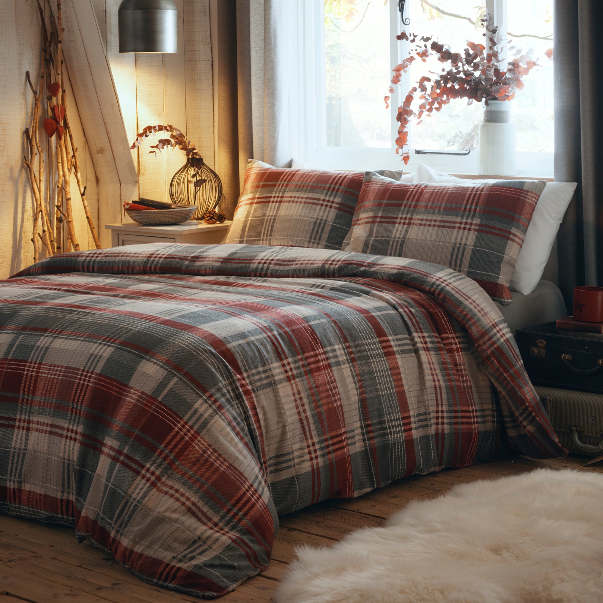 Connolly Red Duvet Cover and Pillowcase Set Red