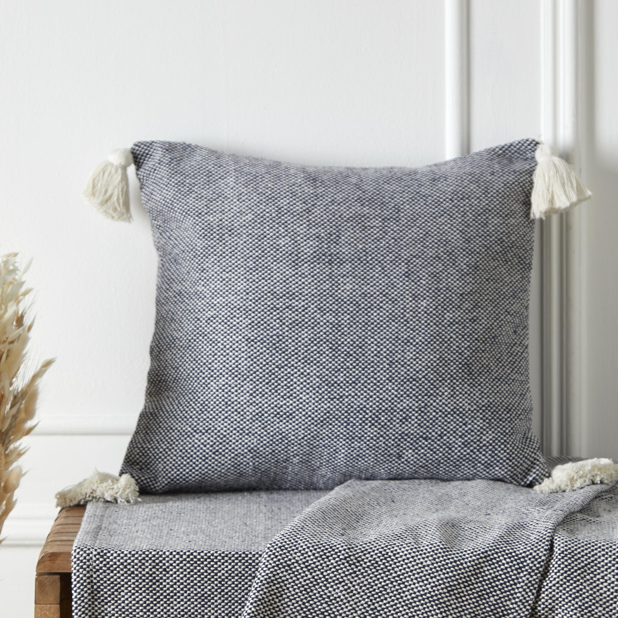 Kaidon Cushion 43cm X 43cm Grey