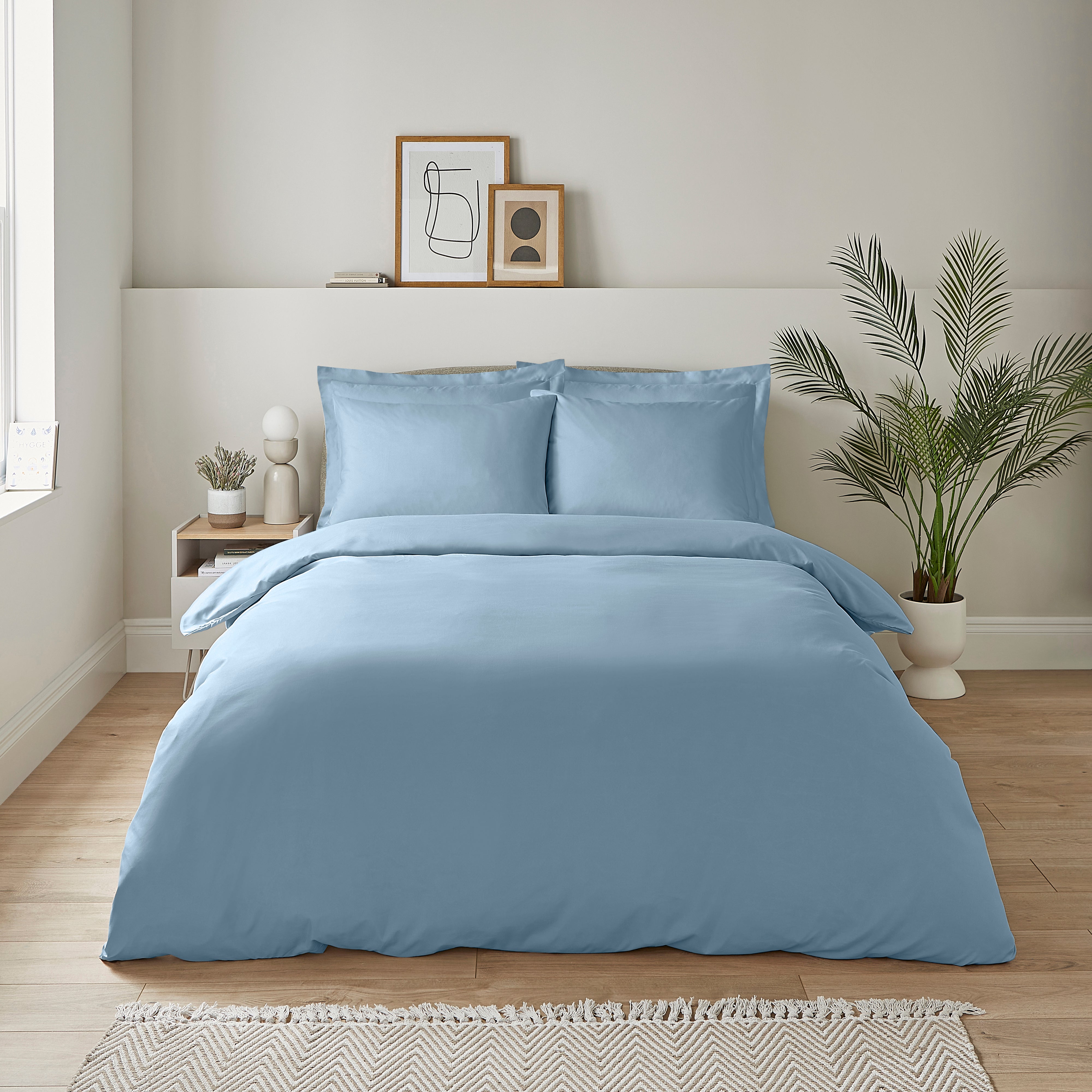 Super Soft Microfibre Plain Duvet Cover And Pillowcase Set Ashley Blue