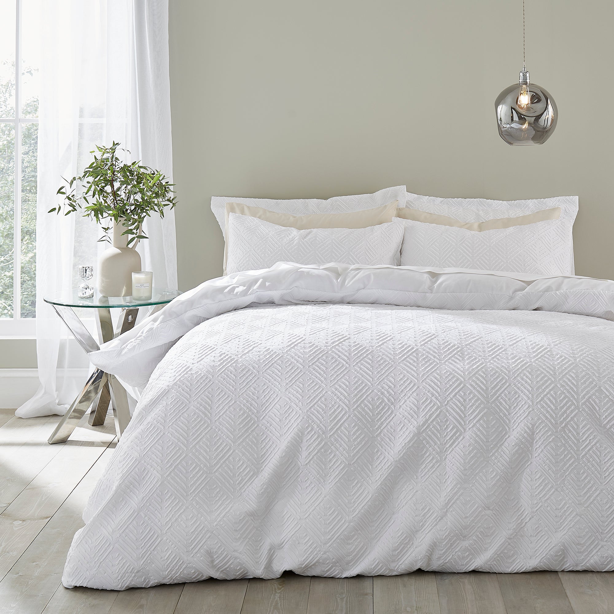 Parisa Duvet Cover Pillowcase Set White