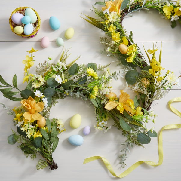 Artificial Yellow Daffodil Floral Garland image 1 of 4