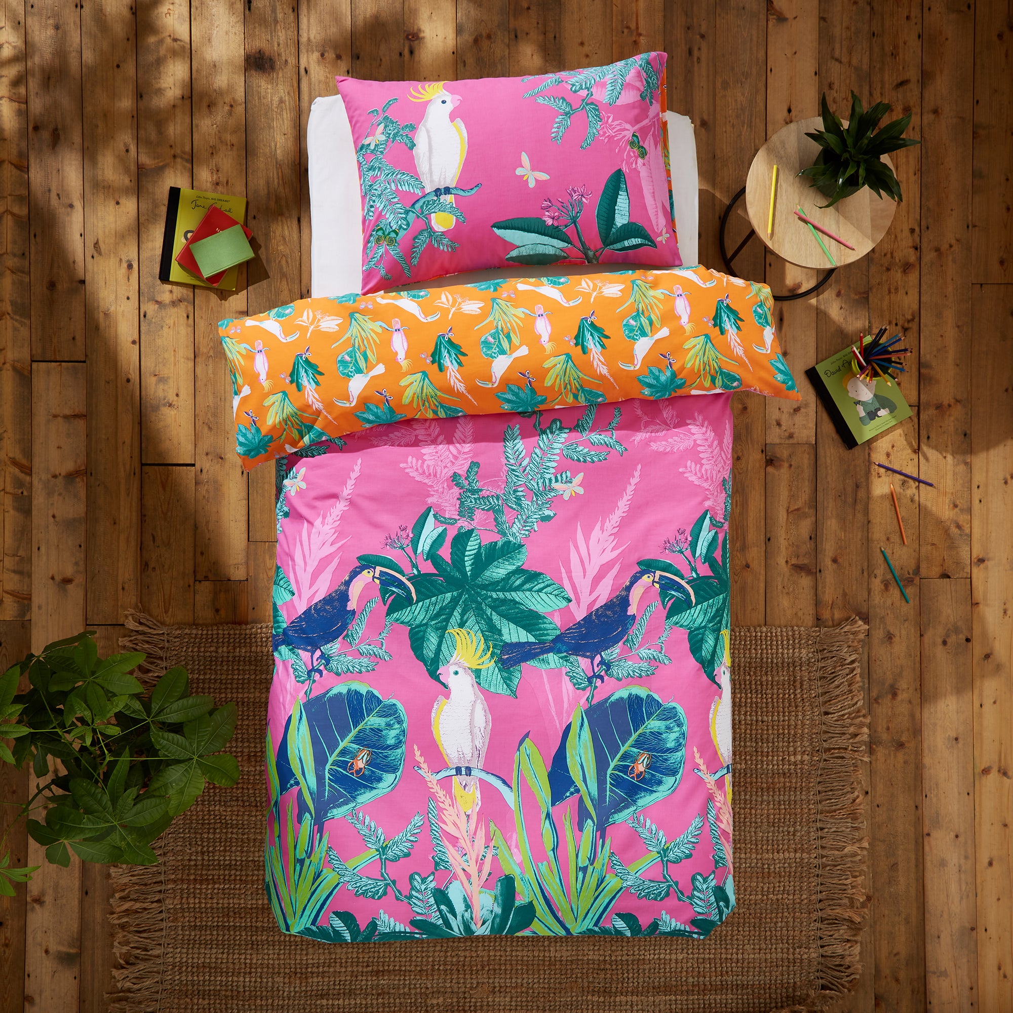 Explore The Tropics Duvet Cover Pillowcase Set Pink