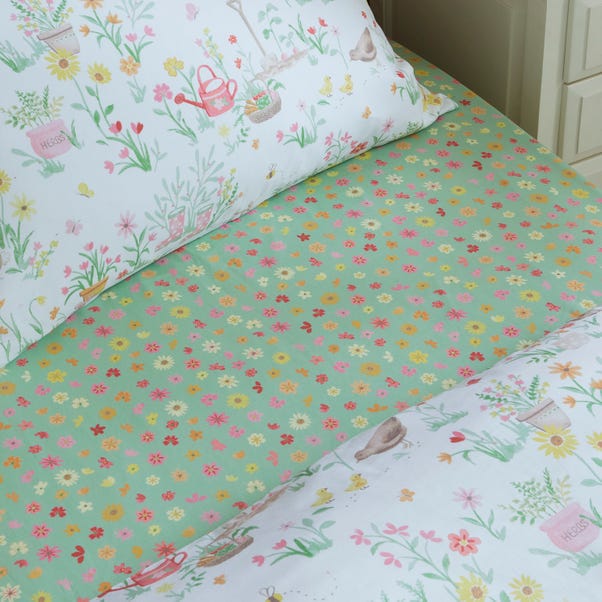 Pack of 2 Garden Fitted Sheets image 1 of 5