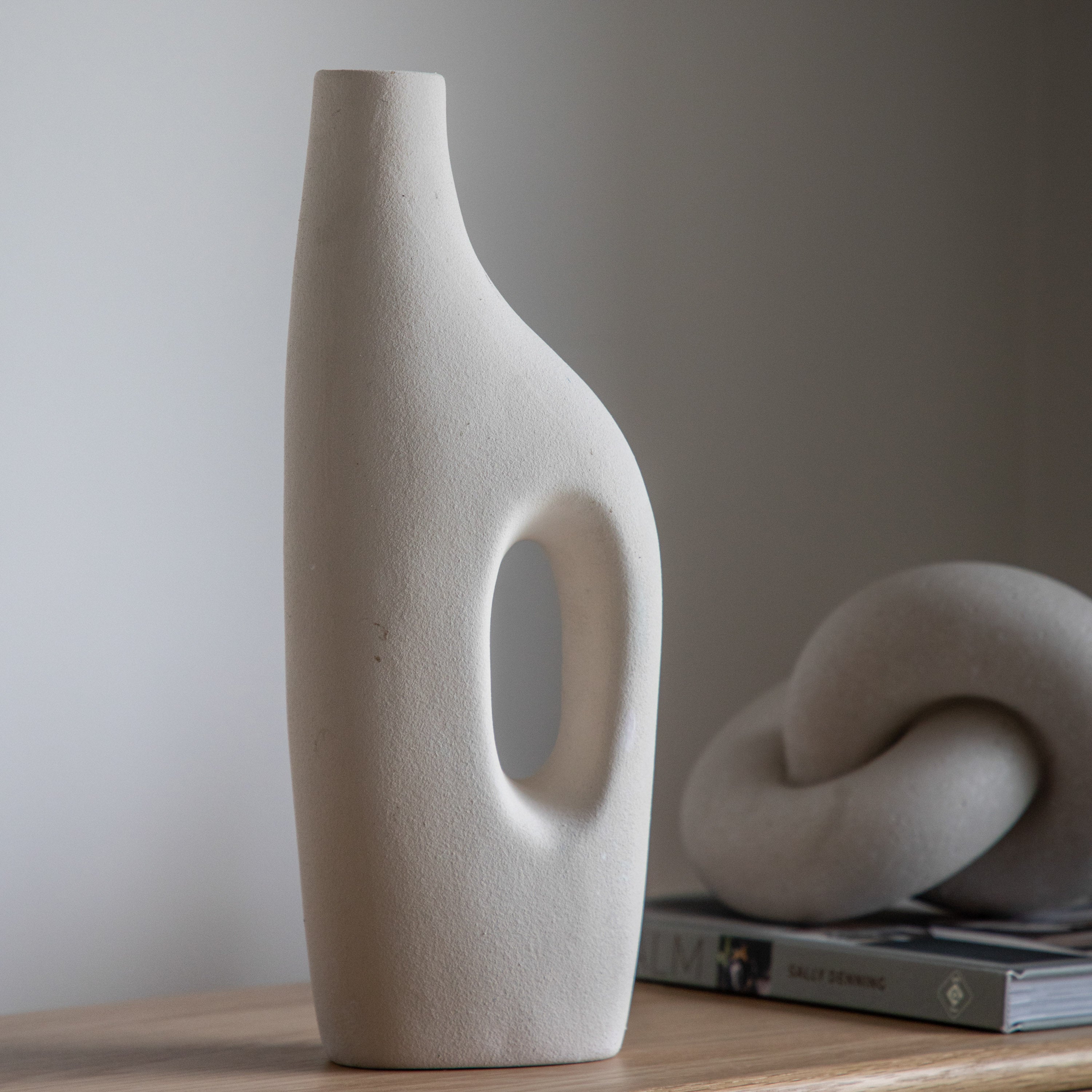 Chelling Abstract Ceramic Vase White