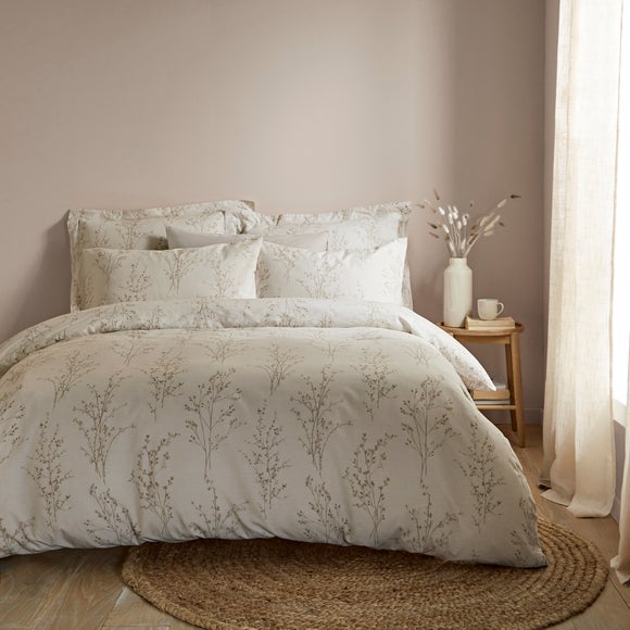 Chiltern Sketch Floral Duvet Cover And Pillowcase Set