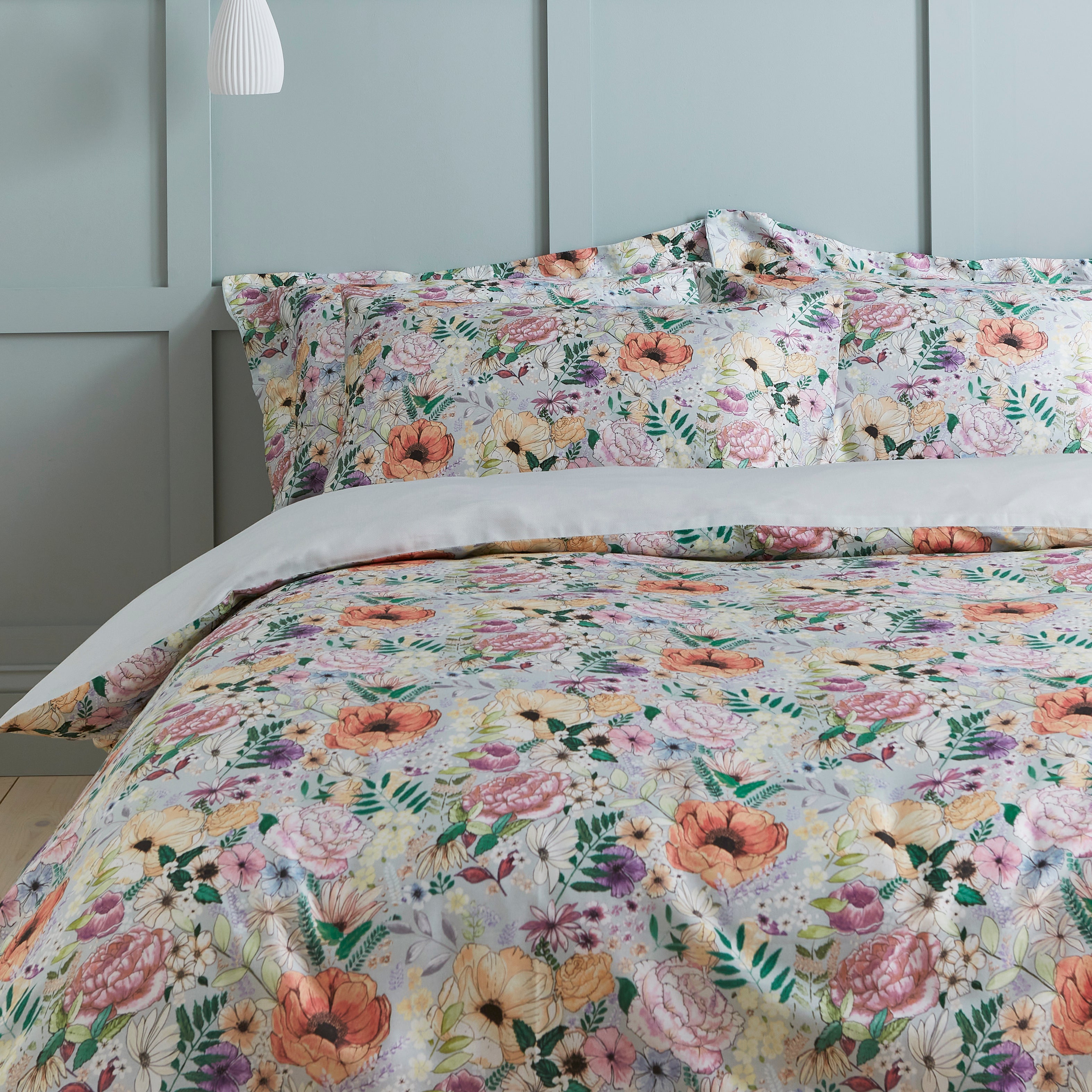 Gillingham Floral Duvet Cover Set | Dunelm