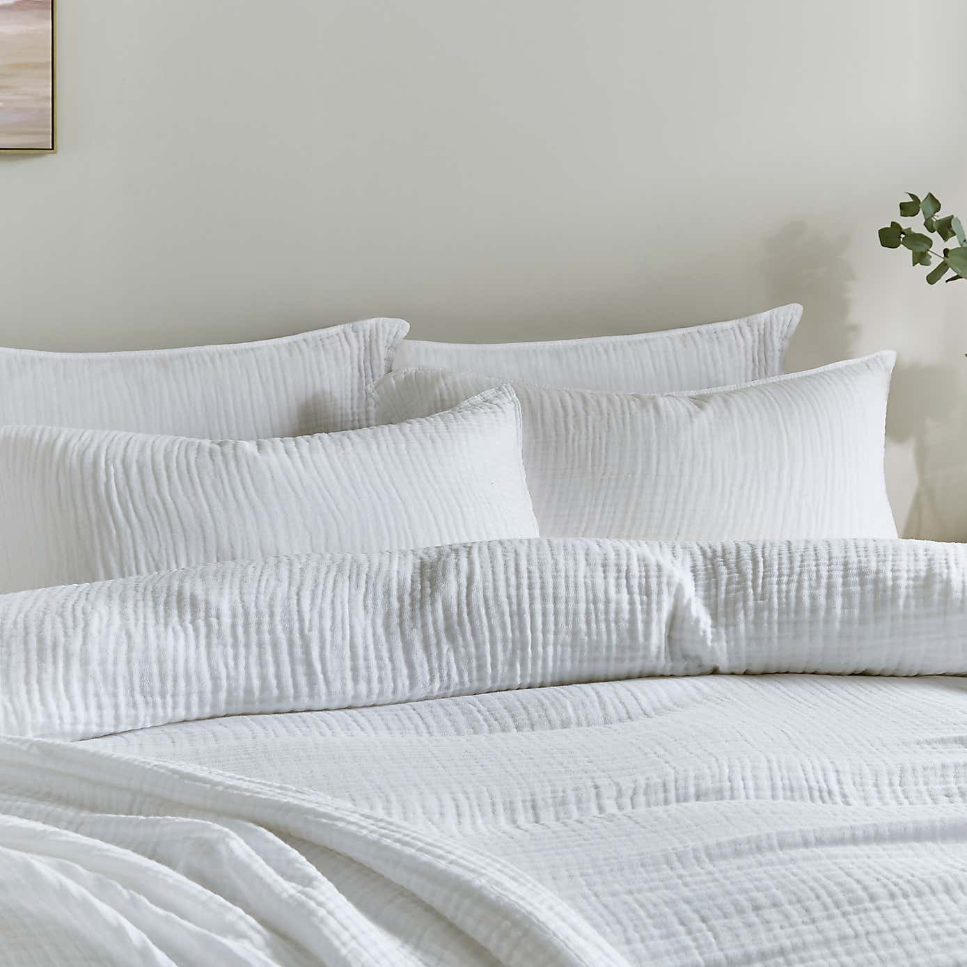 Carousel zoom image position 3 of 3