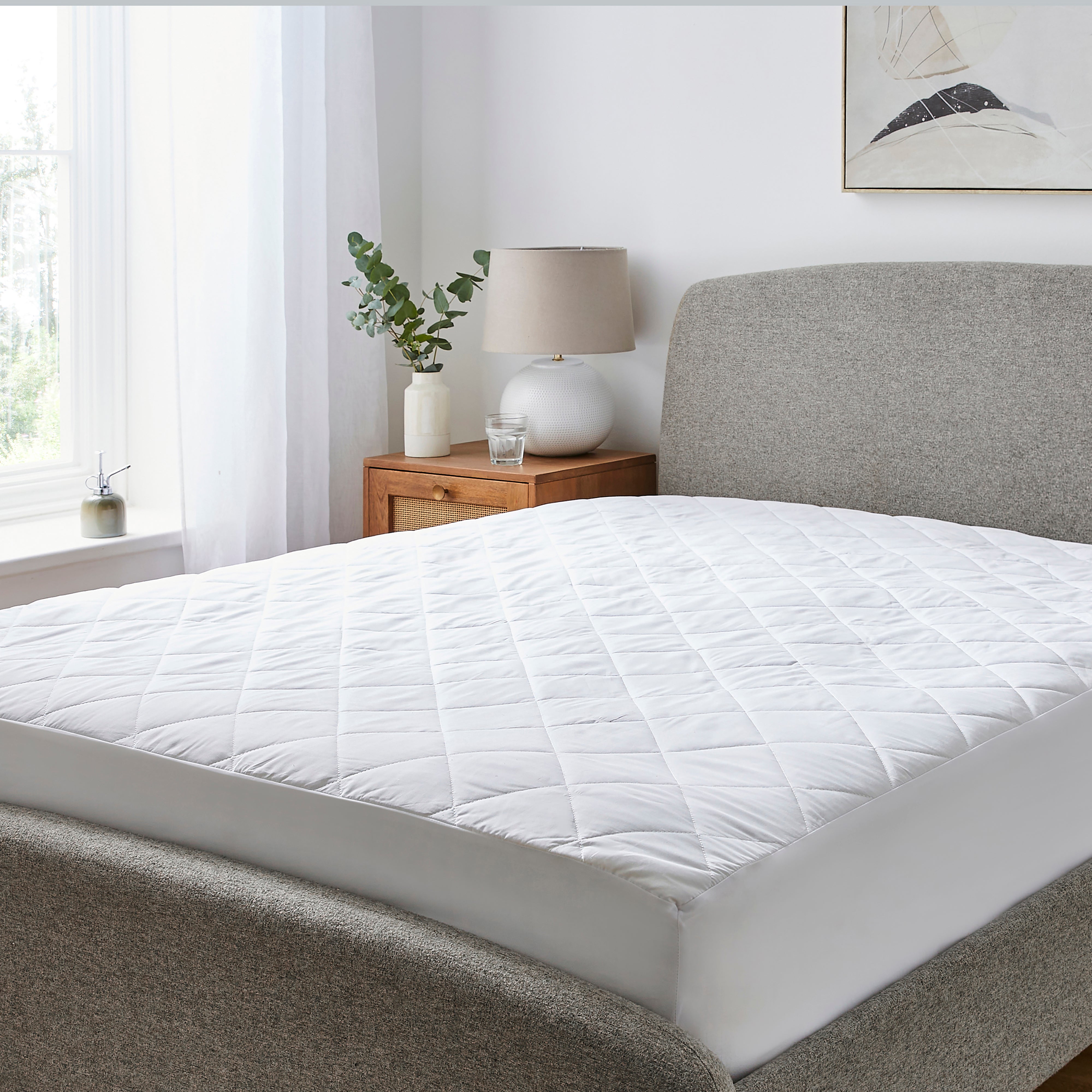 Cotton Blend Mattress Protector White