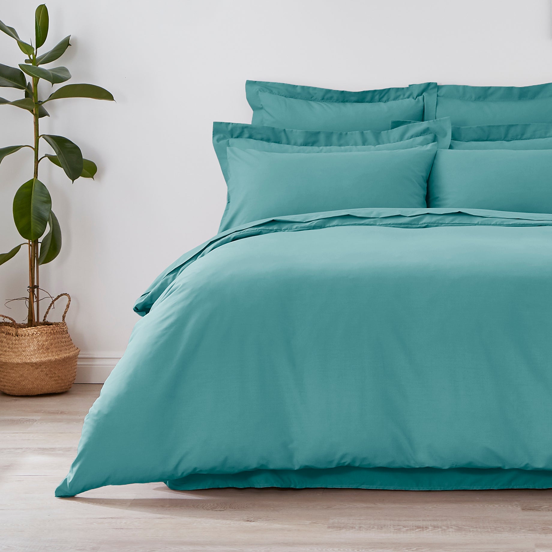 Non Iron Plain Dye Duvet Cover Aqua