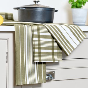 Dexam Love Colour Set Of 3 Extra Large Tea Towels