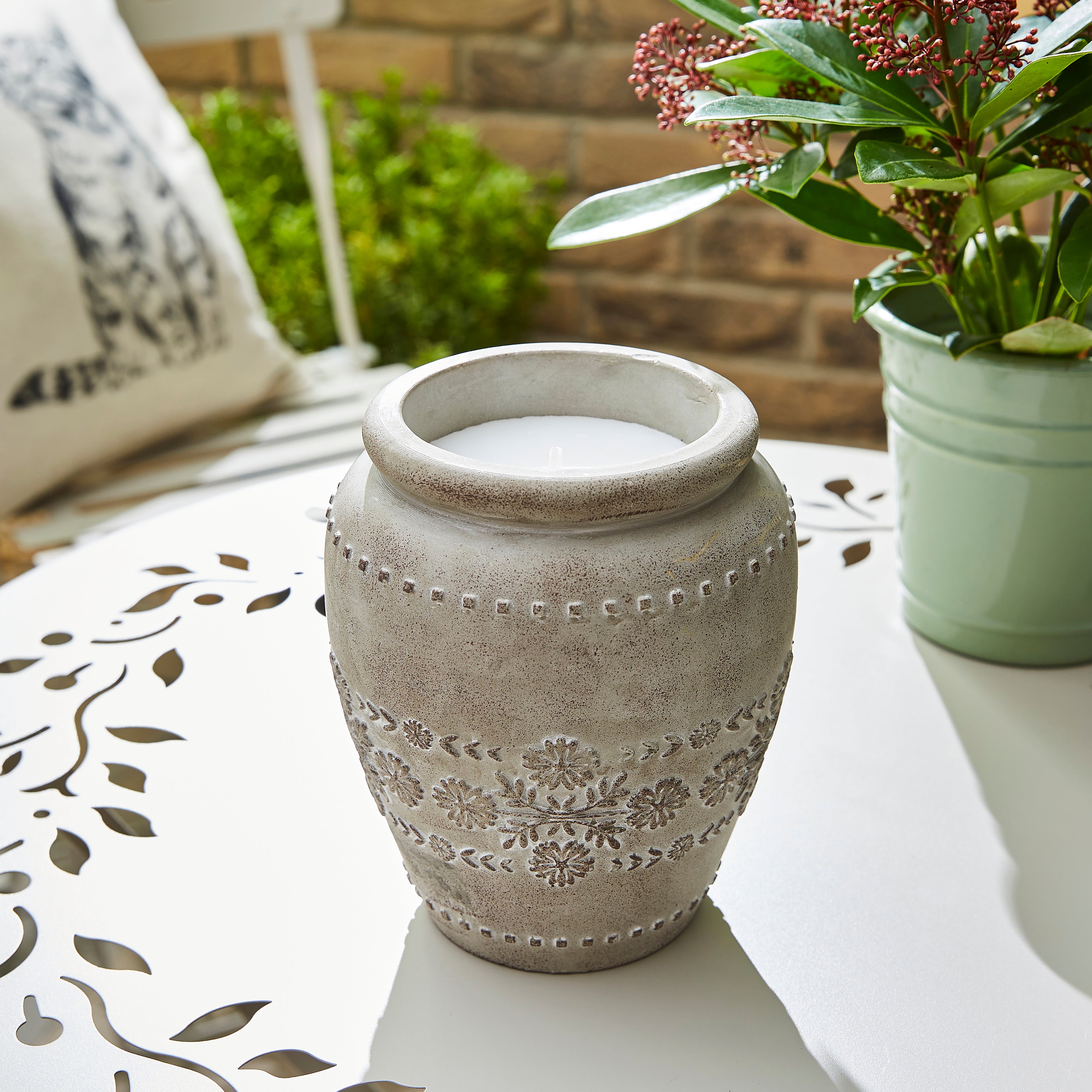 Floral Citronella and Eucalyptus Oil Urn Candle