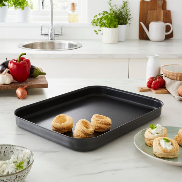 Gourmet 42cm High Edged Baking Tray  image 1 of 3