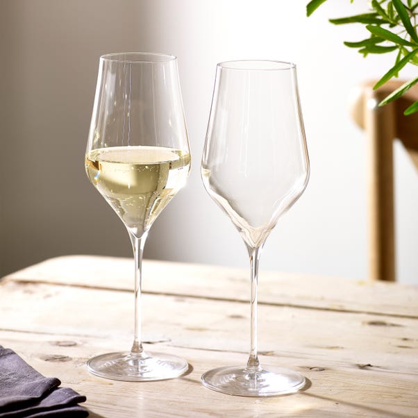 Set of 2 Ballet White Wine Glasses image 1 of 3