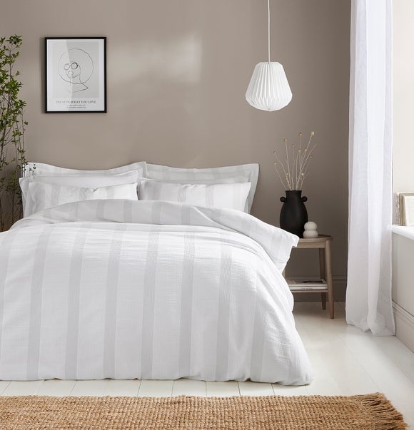 Carousel navigation image position 3 of 5