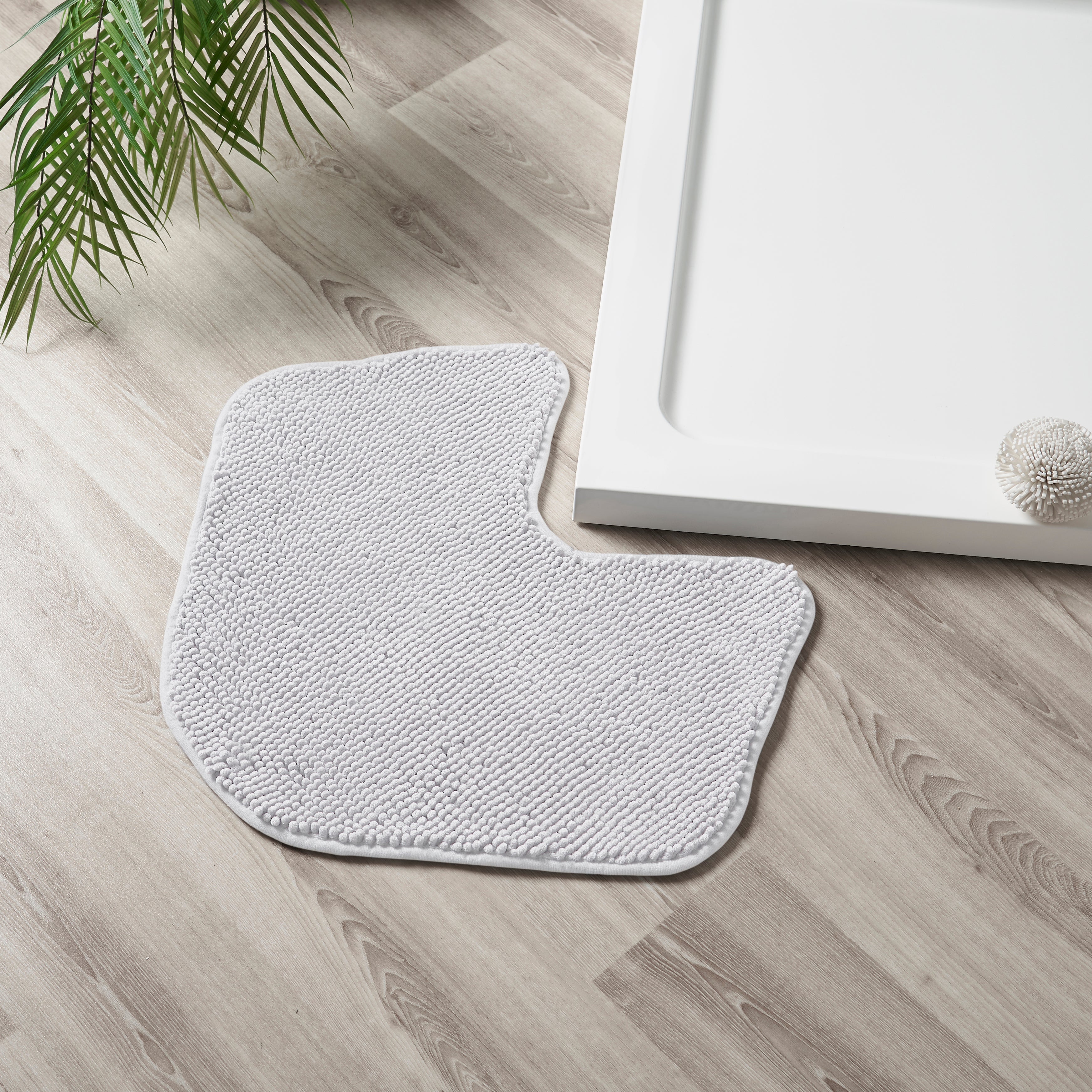 Mini Bobble L Shape Bath Mat White