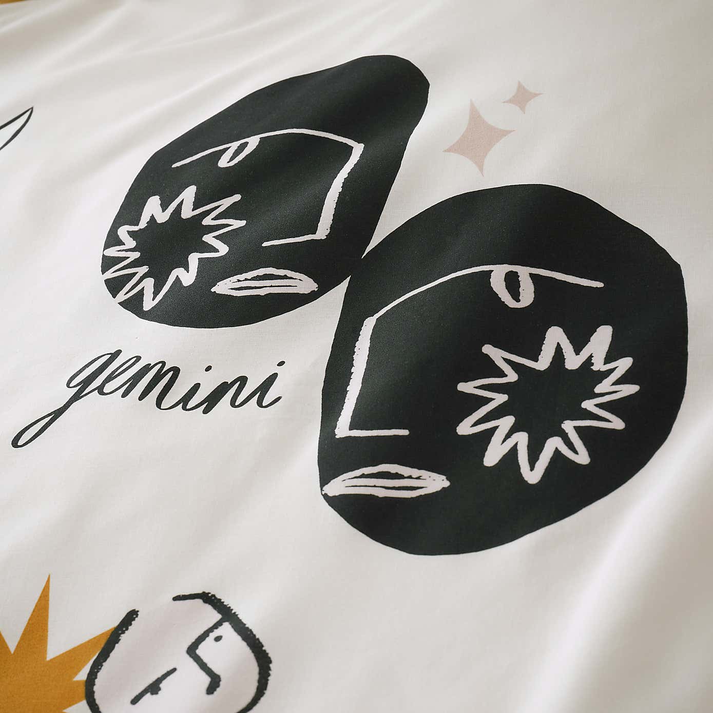 Carousel zoom image position 6 of 8